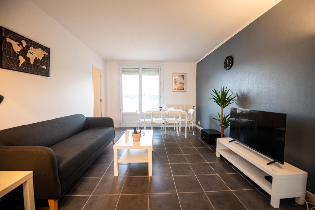Robespierre - Tout Equipe & Calme - Tv Et Wifi Saint-Etienne  Buitenkant foto