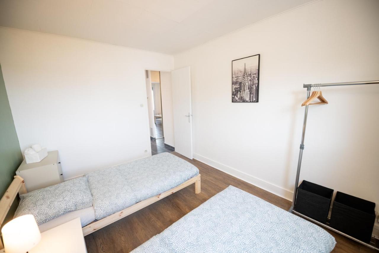Robespierre - Tout Equipe & Calme - Tv Et Wifi Saint-Etienne  Buitenkant foto