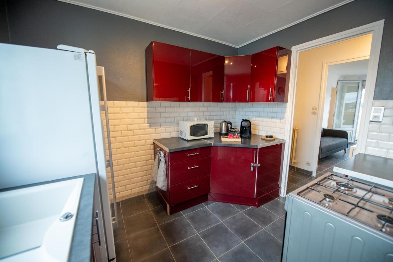 Robespierre - Tout Equipe & Calme - Tv Et Wifi Saint-Etienne  Buitenkant foto